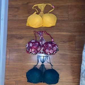 Pink Victoria’s Secret (3) Racer back Bra NWT 32 D